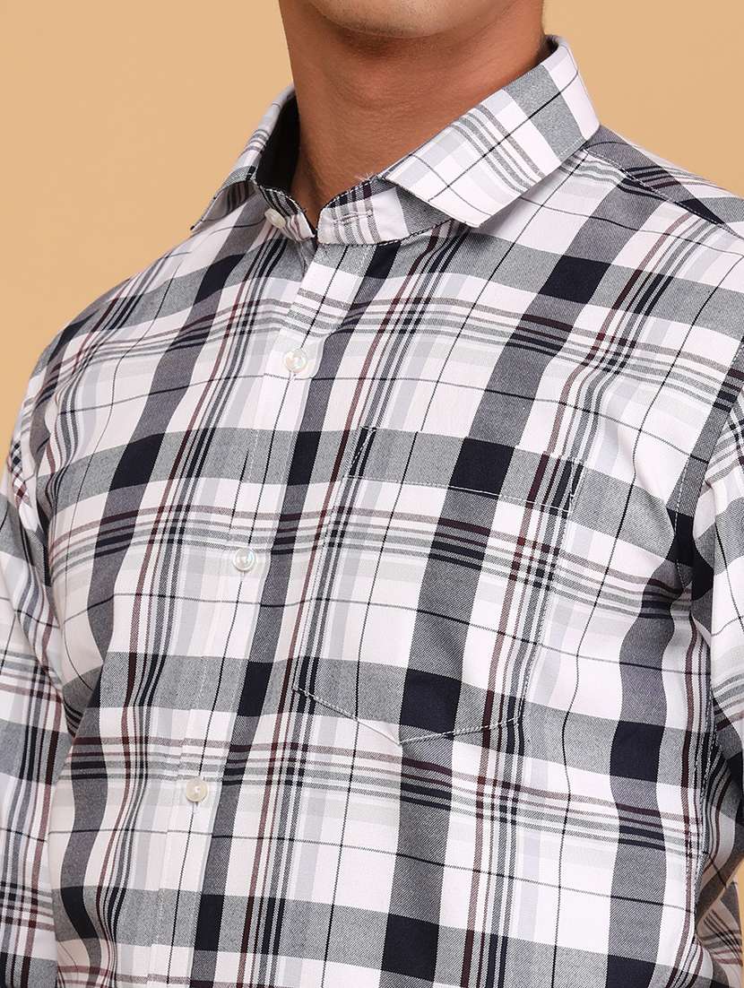 men checks cotton slim fit spread collar shirt - 22072300 -  Standard Image - 1