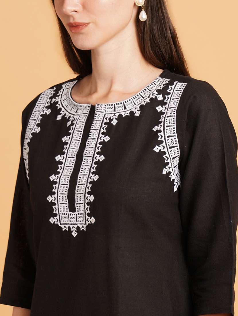 women embroidered three quarter sleeve straight kurti - 22072441 -  Standard Image - 4