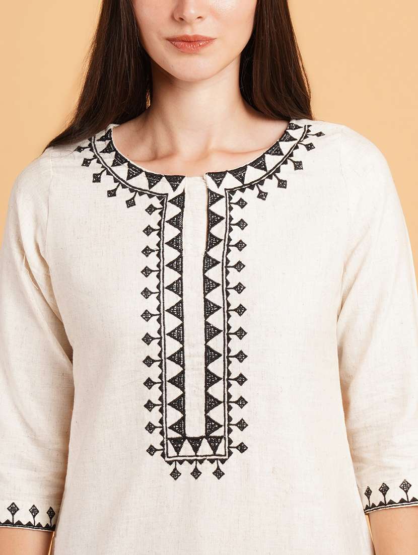 women embroidered three quarter sleeve straight kurti - 22072445 - Standard Image - 4