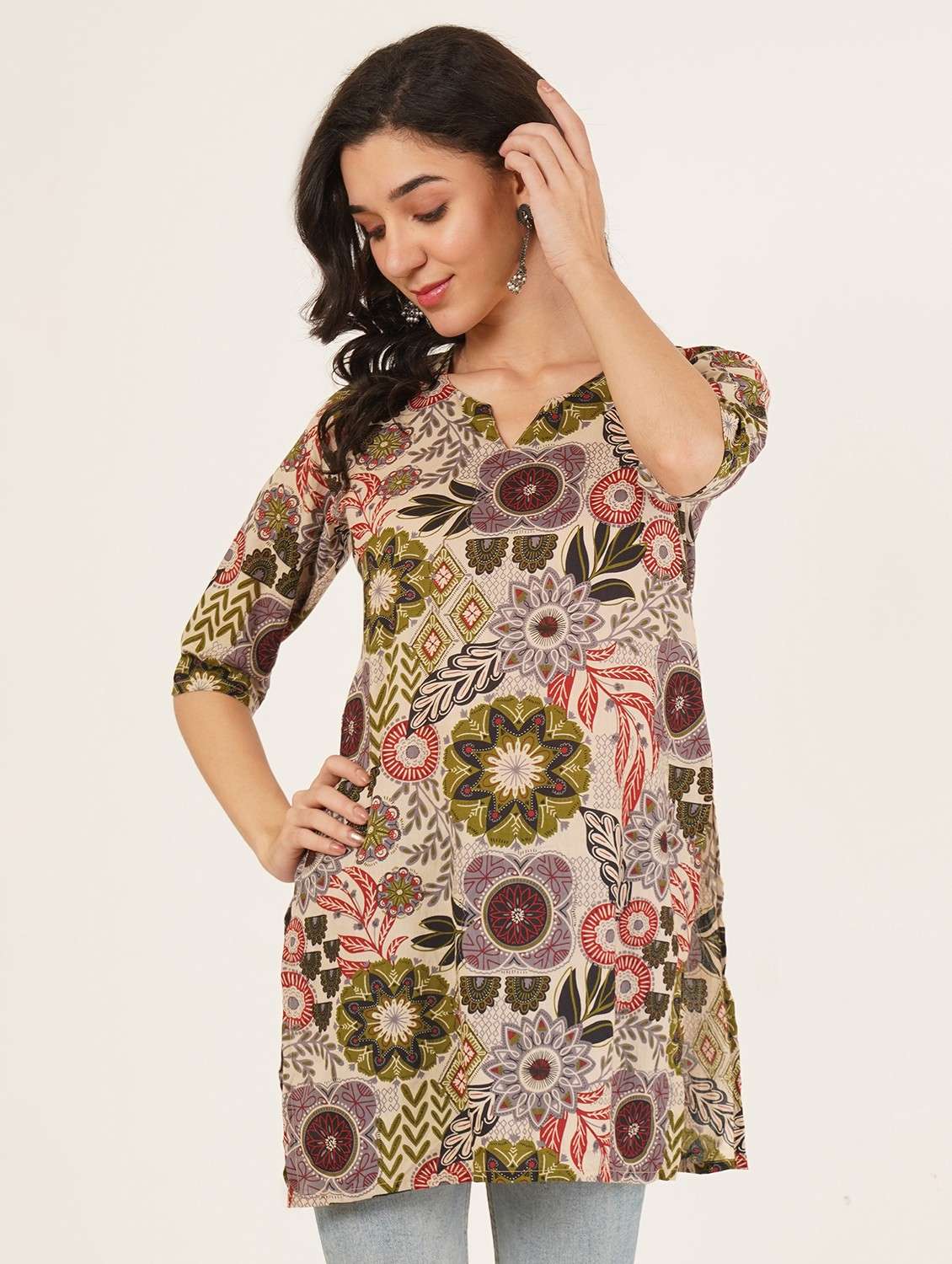 women printed three quarter sleeve straight kurti