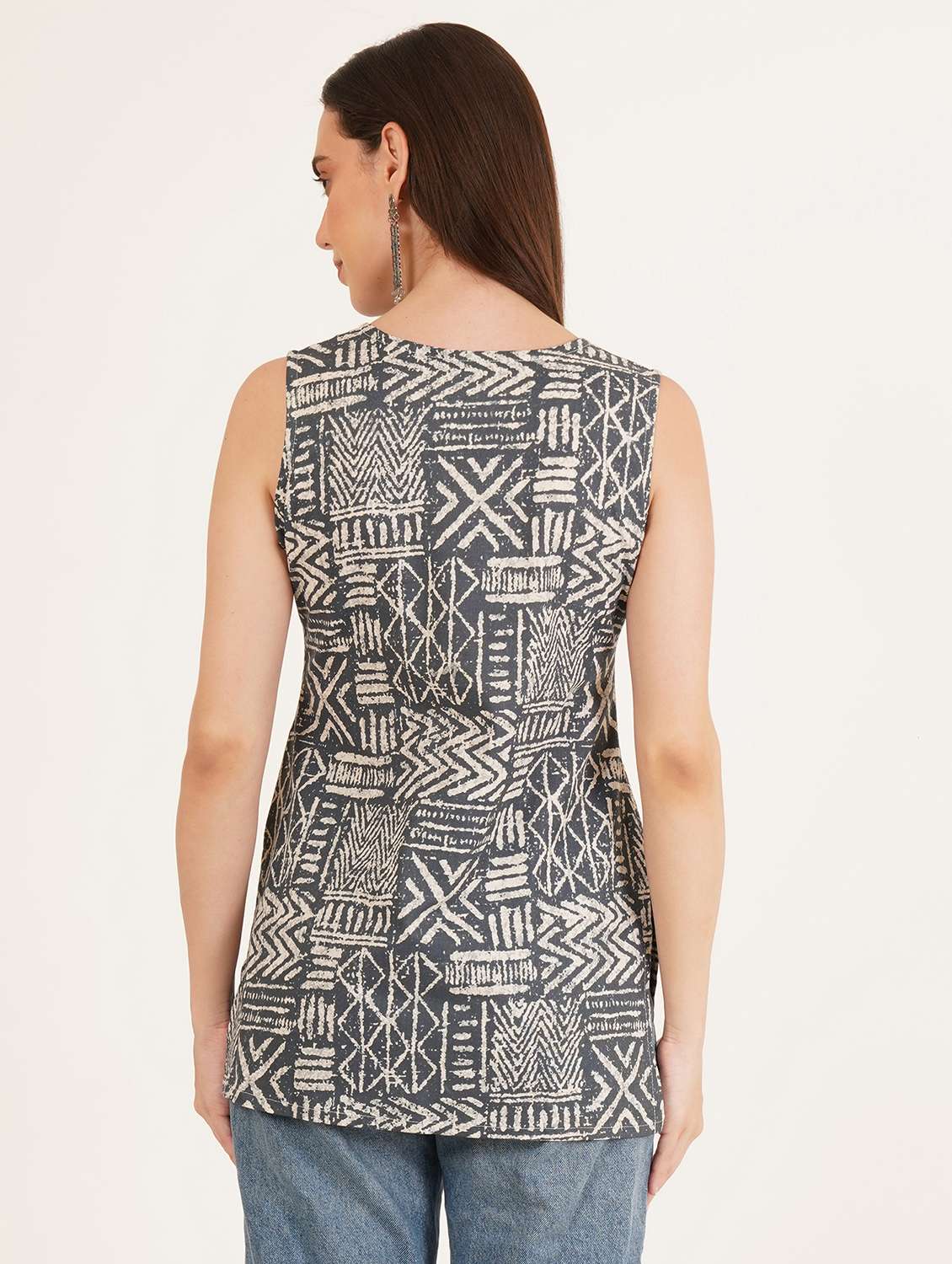 women printed sleeveless straight kurti - 22072579 -  Standard Image - 4