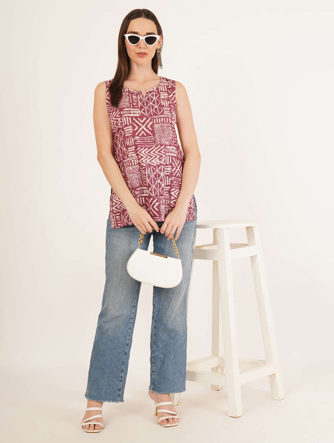 women printed sleeveless straight kurti - 22072593 - Standard Image - 4