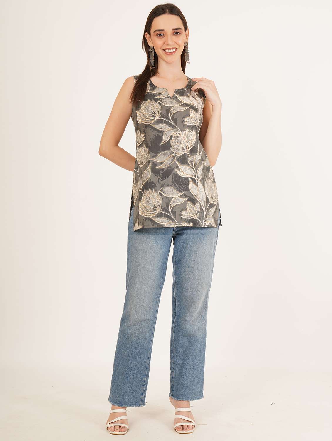 women floral printed sleeveless straight kurti - 22072596 -  Standard Image - 6