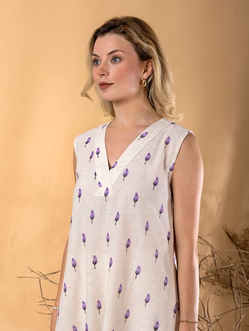 women floral printed sleeveless kurta pant set - 22072868 -  Standard Image - 4