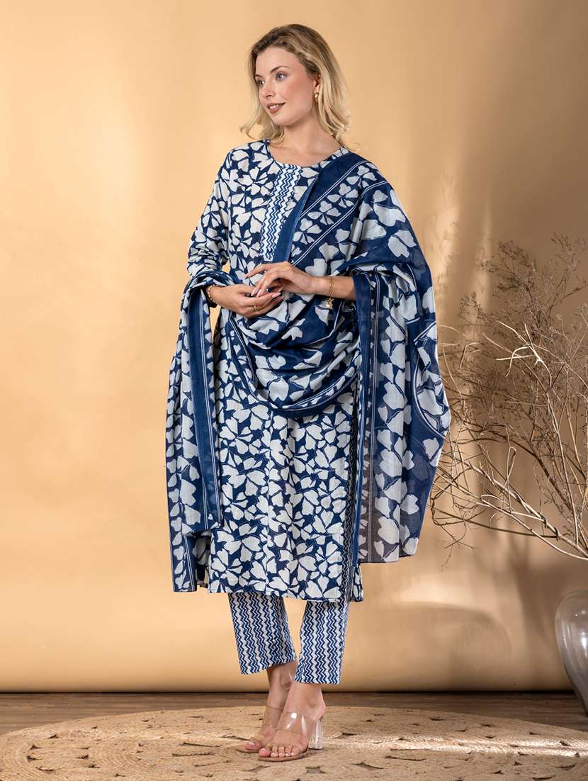 women printed three quarter sleeve kurta pant with dupatta set - 22072874 -  Standard Image - 1