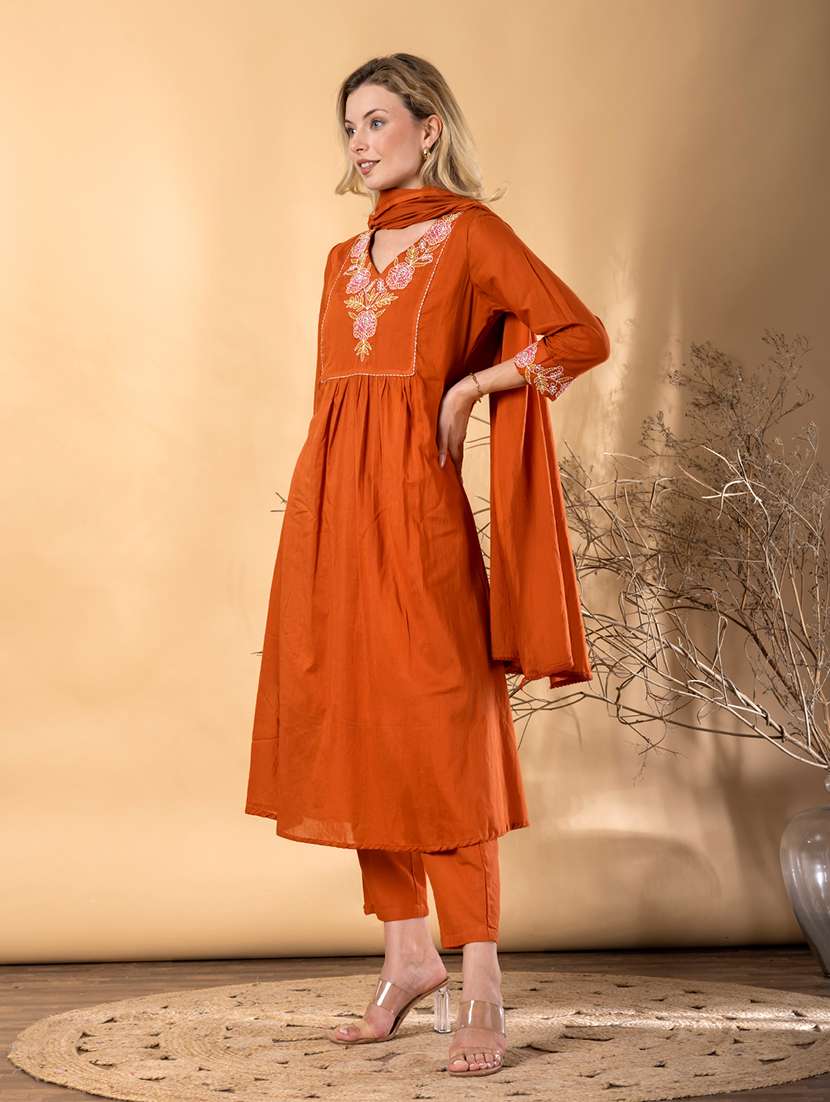 women embroidered three quarter sleeve kurta pant with dupatta set - 22072885 -  Standard Image - 1