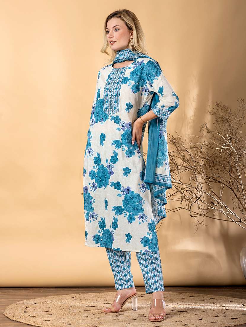 women floral three quarter sleeve kurta pant with dupatta set - 22072889 -  Standard Image - 1