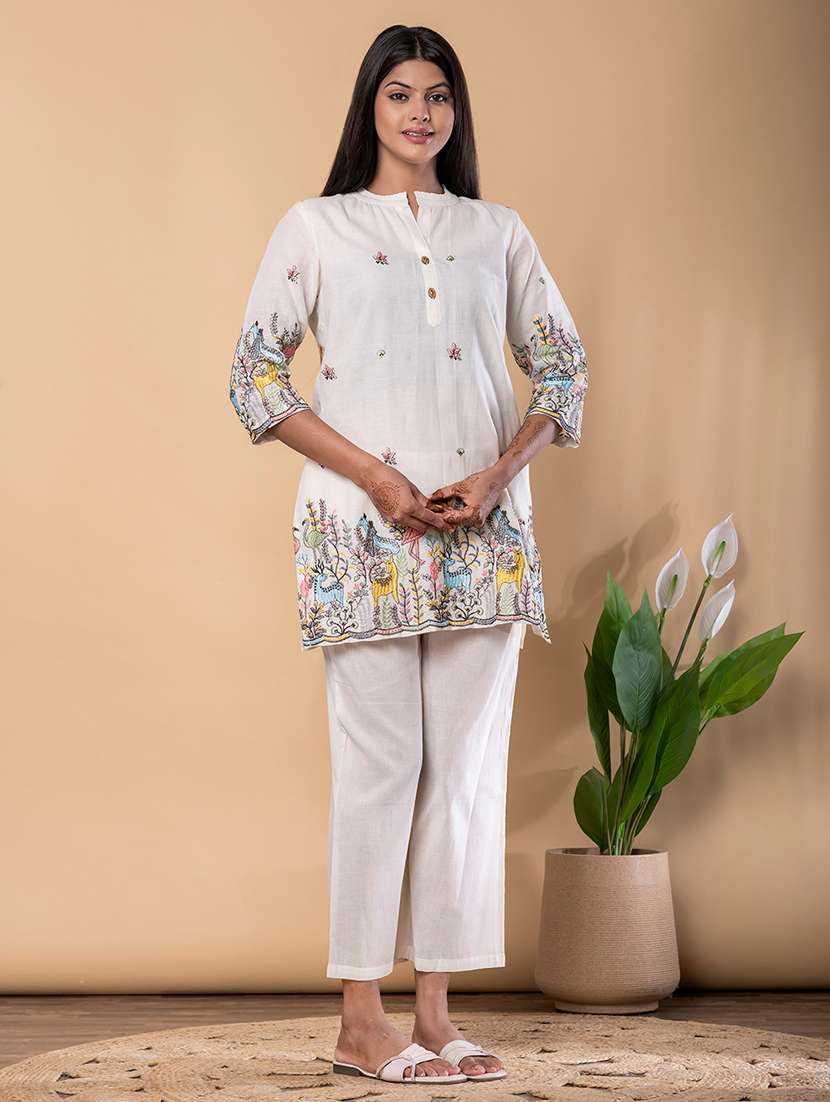 women three quarter sleeve ethnic co-ord set - 22072942 -  Standard Image - 1