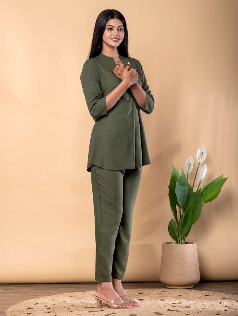 women solid three quarter sleeve ethnic co-ord set - 22072947 -  Standard Image - 1