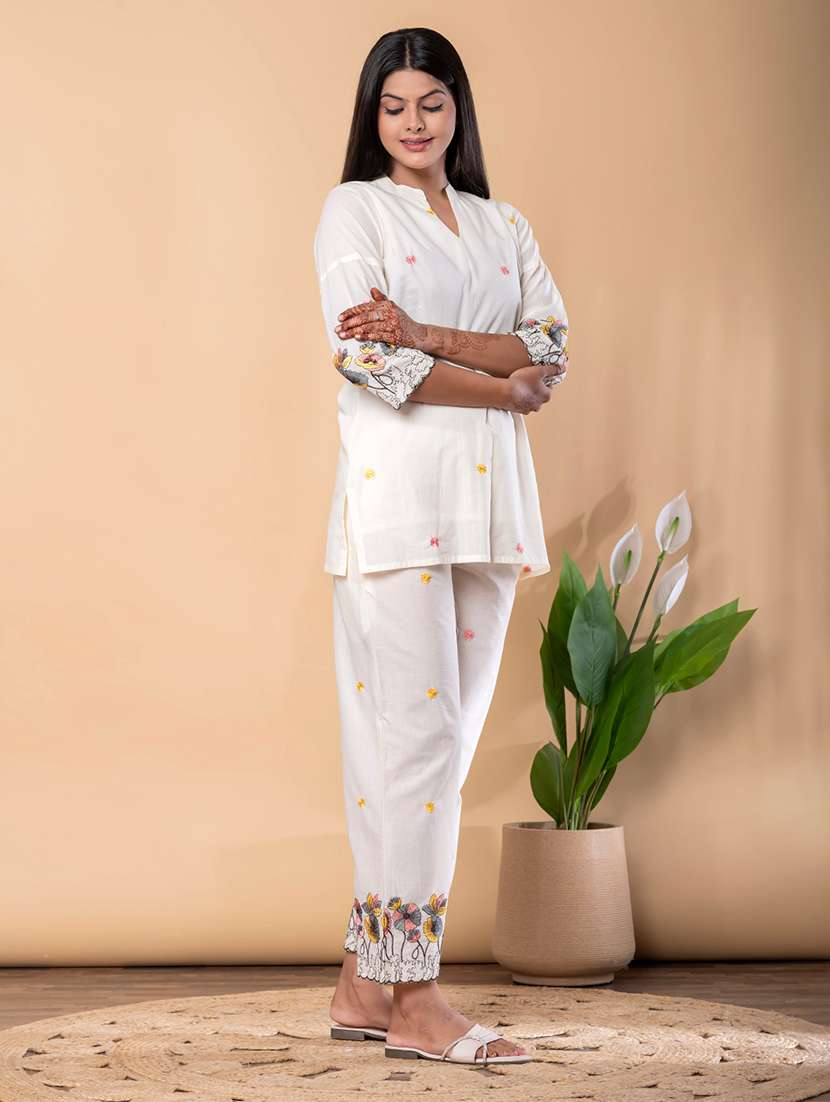women three quarter sleeve ethnic co-ord set - 22072954 -  Standard Image - 1