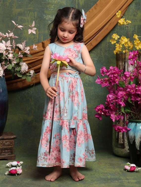 girls floral print sleveeless lehenga choli set - 22072988 -  Standard Image - 1