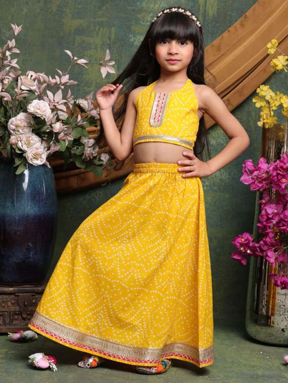 girls bandhnai print sleveeless lehenga choli set - 22072996 - Standard Image - 1