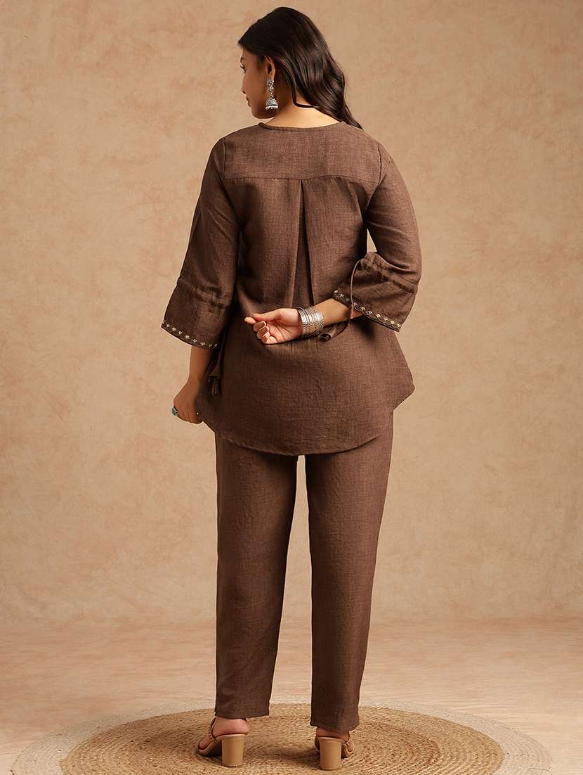 women three quarter sleeve ethnic co-ord set - 22073280 - Standard Image - 4