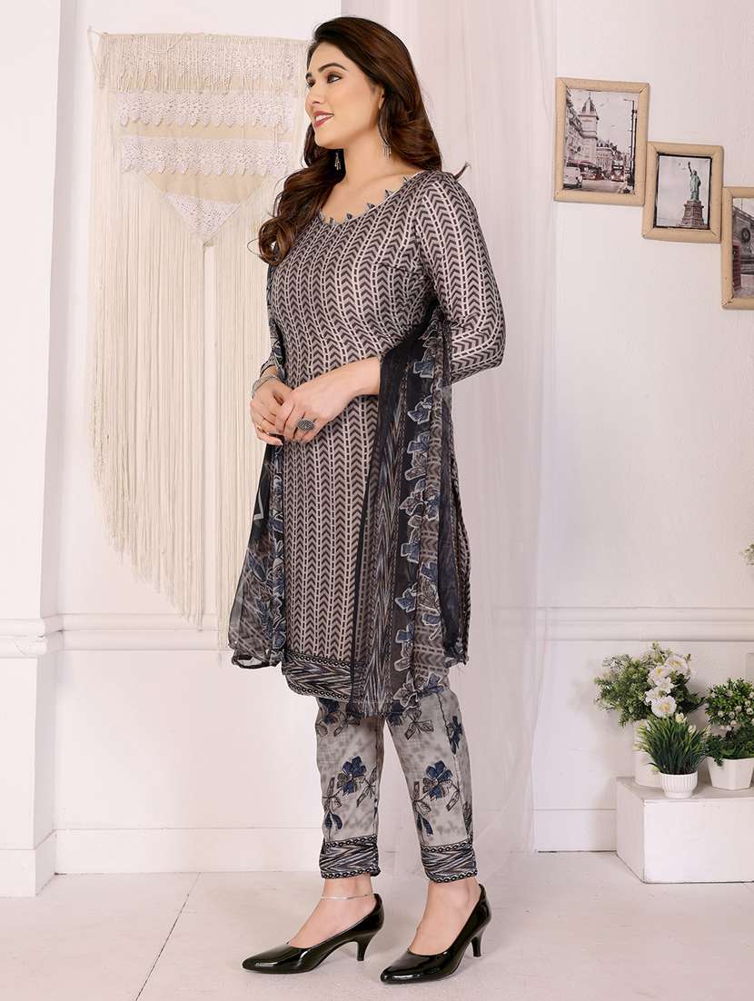 women printed unstitched suit set - 22073536 -  Standard Image - 4