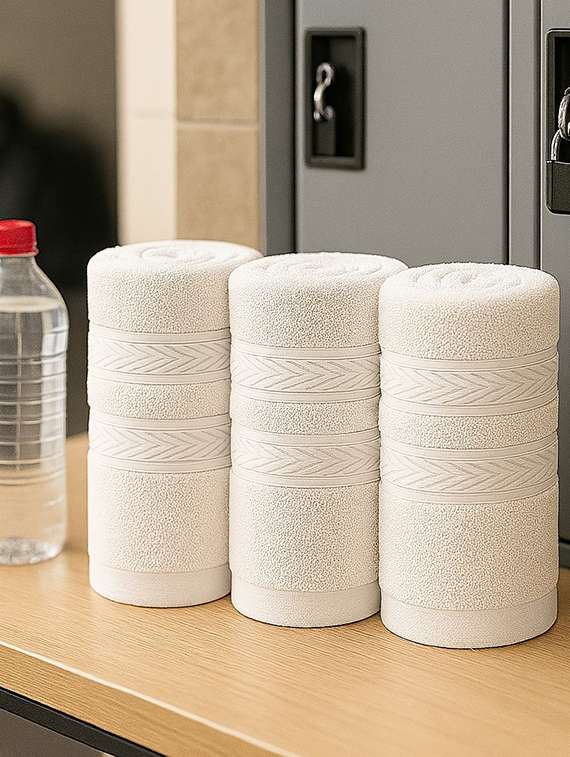 dolla pack of 3 soft high absorben & comfortable hand towel  - 22073874 -  Standard Image - 1