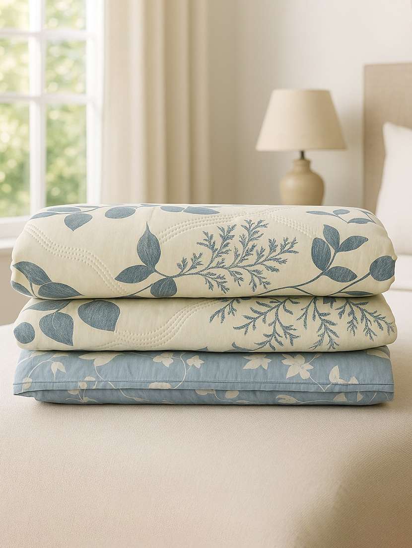 dollar ac comforter for double bed - 22073927 -  Standard Image - 1