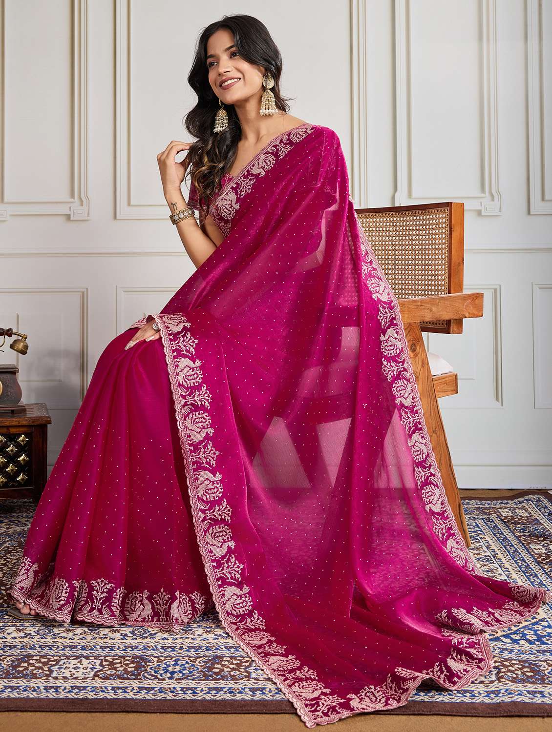 women solid with work embroidered saree with blouse - 22073989 -  Standard Image - 1