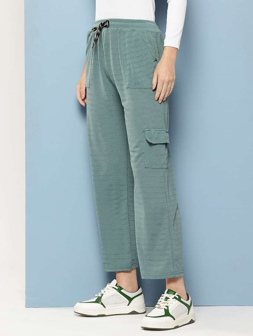 women solid mid rise regular fit cargo - 22074048 -  Standard Image - 1