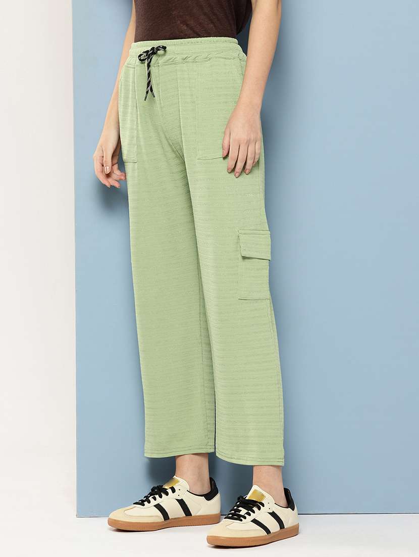 women solid mid rise regular fit cargo - 22074049 -  Standard Image - 1