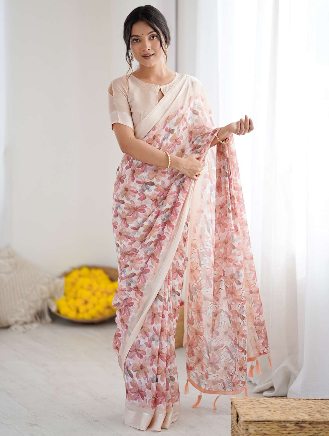 women floral printed saree with blouse - 22074110 -  Standard Image - 1