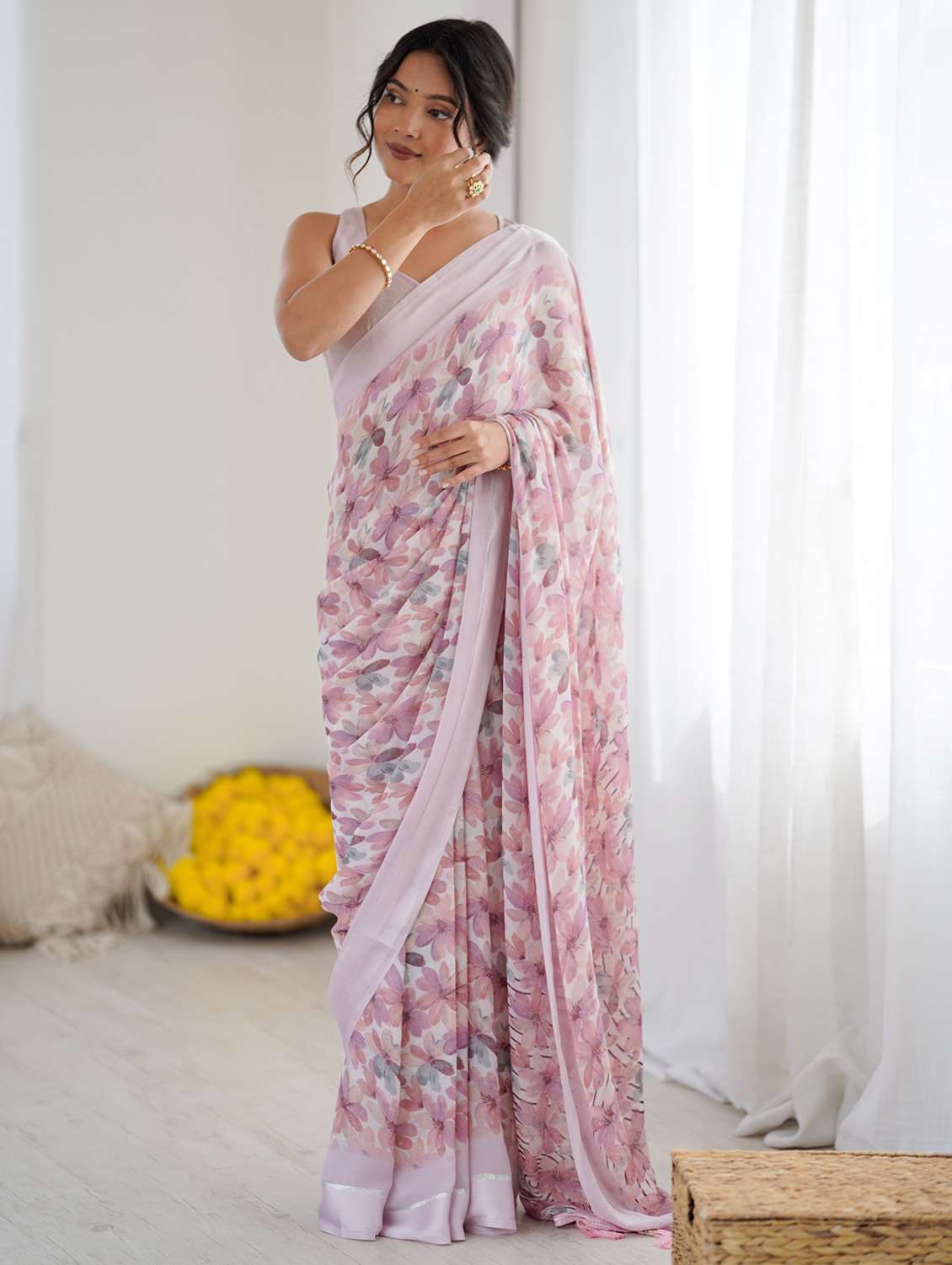 women floral printed saree with blouse - 22074111 -  Standard Image - 1
