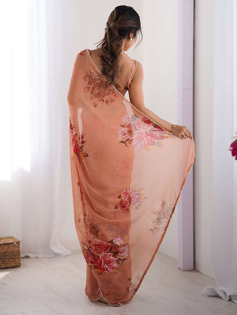 women floral printed casual wear saree with blouse - 22074134 - Standard Image - 1