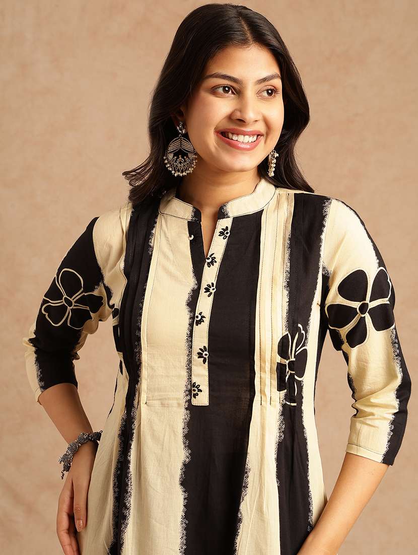 women printed three quarter sleeve kurta pant with dupatta set - 22074142 -  Standard Image - 4
