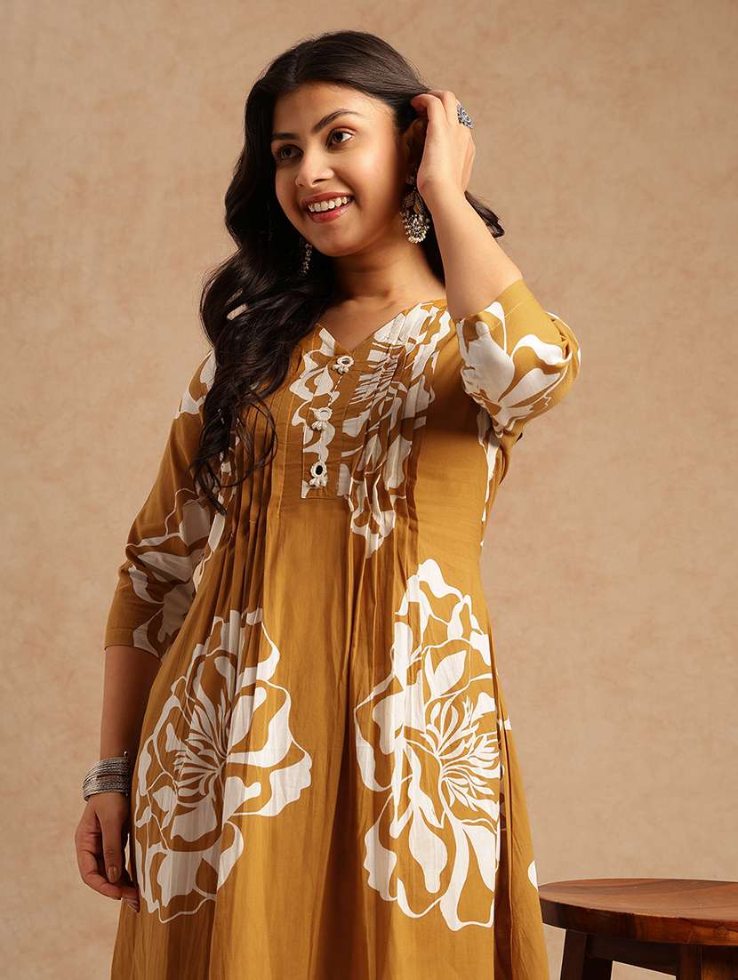 women printed three quarter sleeve kurta pant set - 22074155 - Standard Image - 6