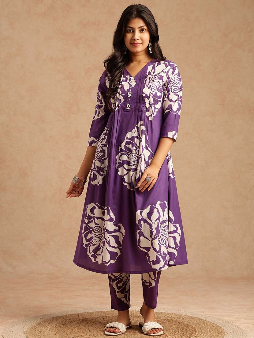 women printed three quarter sleeve kurta pant set - 22074156 -  Standard Image - 1
