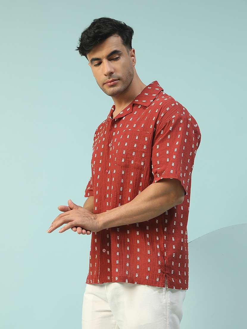 men self design short sleeve loose fit casual shirt - 22074206 - Standard Image - 1