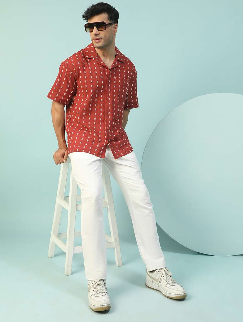 men self design short sleeve loose fit casual shirt - 22074206 - Standard Image - 4