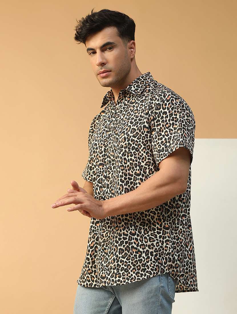 men animal printed short sleeve regular fit casual shirt - 22074214 -  Standard Image - 1