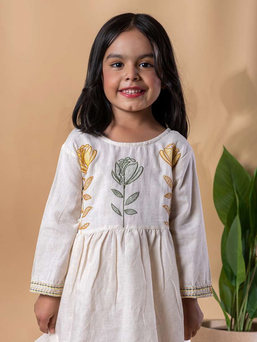 girls printed kurta and sharara set  - 22074252 -  Standard Image - 4
