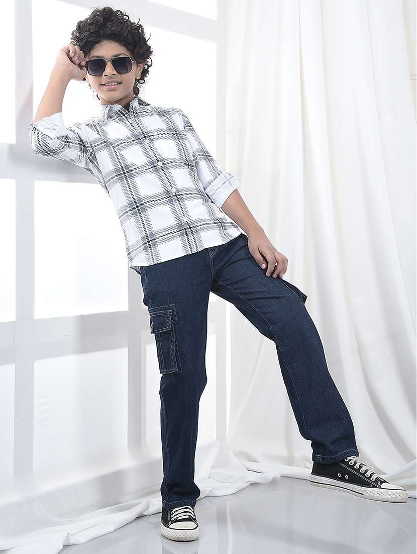 boys solid mid rise slim fit cargo - 22074308 -  Standard Image - 4