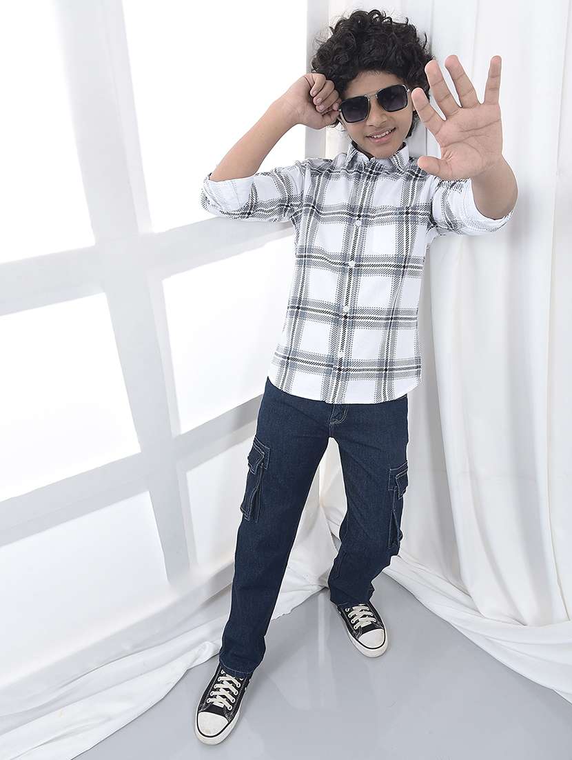 boys solid mid rise slim fit cargo - 22074308 -  Standard Image - 6