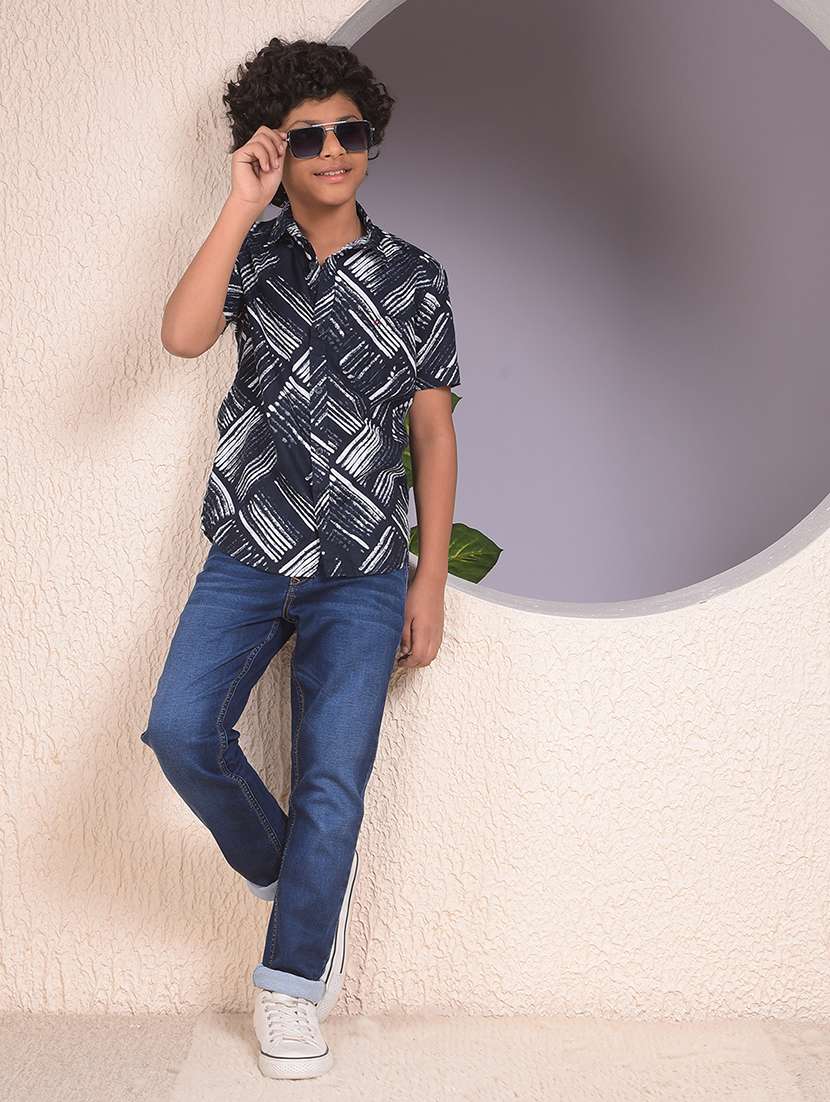 boys printed short sleeve casual shirt - 22074408 -  Standard Image - 4
