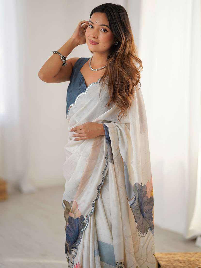women printed casual wear saree with blouse - 22074462 - Standard Image - 1