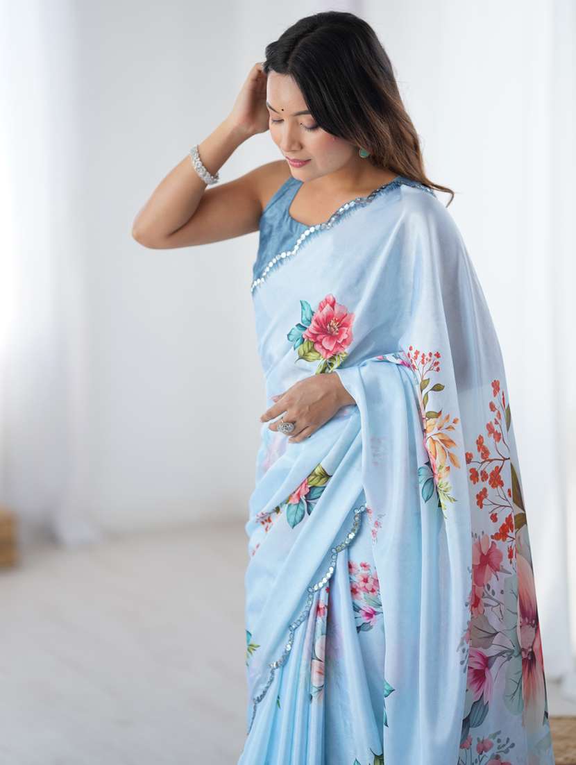 women printed casual wear saree with blouse - 22074475 -  Standard Image - 1