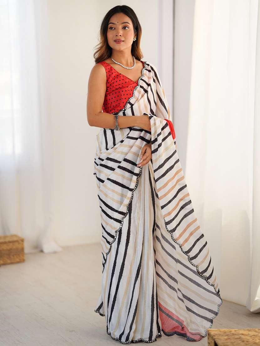 women printed casual wear saree with blouse - 22074507 -  Standard Image - 1