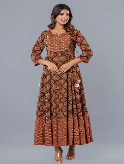 women printed three quarter sleeve ethnic dress - 22074593 - Standard Image - 0