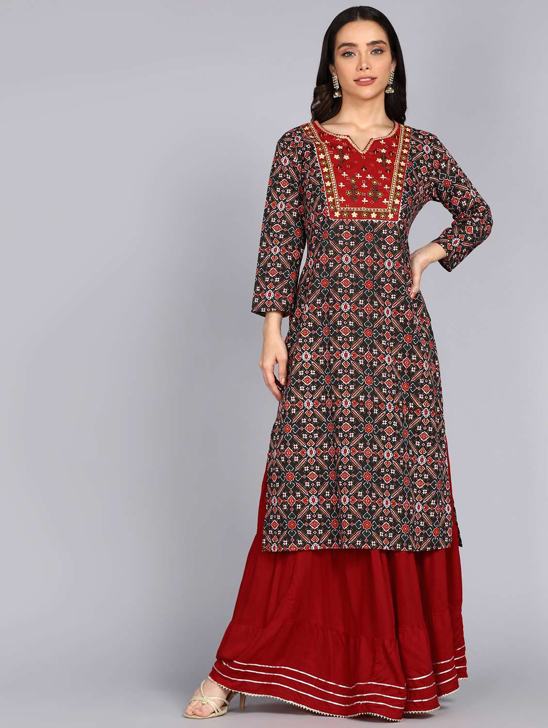 women printed three quarter sleeve straight kurta