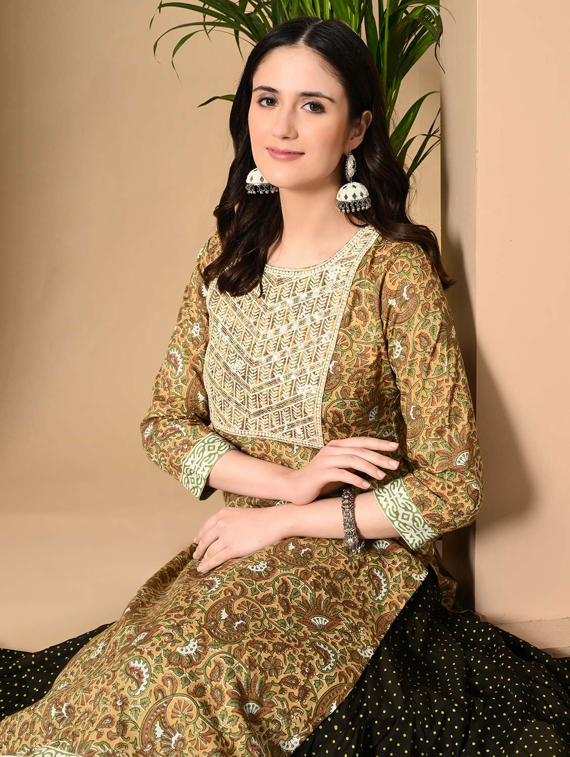 women printed three quarter sleeve straight kurta - 22074595 - Standard Image - 4