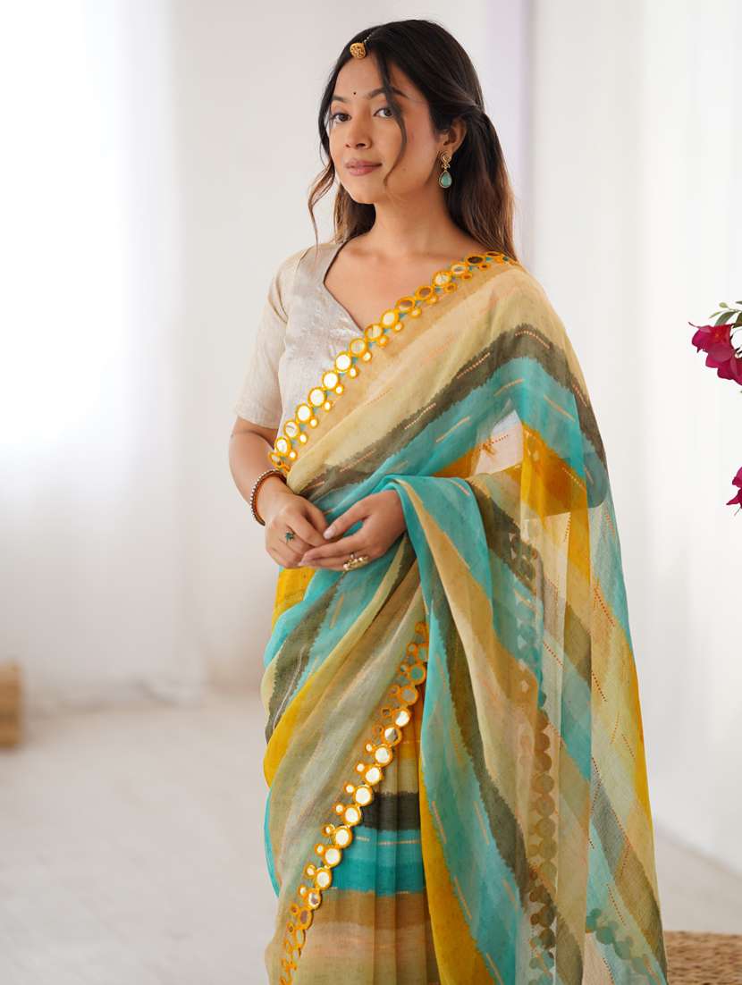 women printed casual wear saree with blouse - 22074623 -  Standard Image - 1