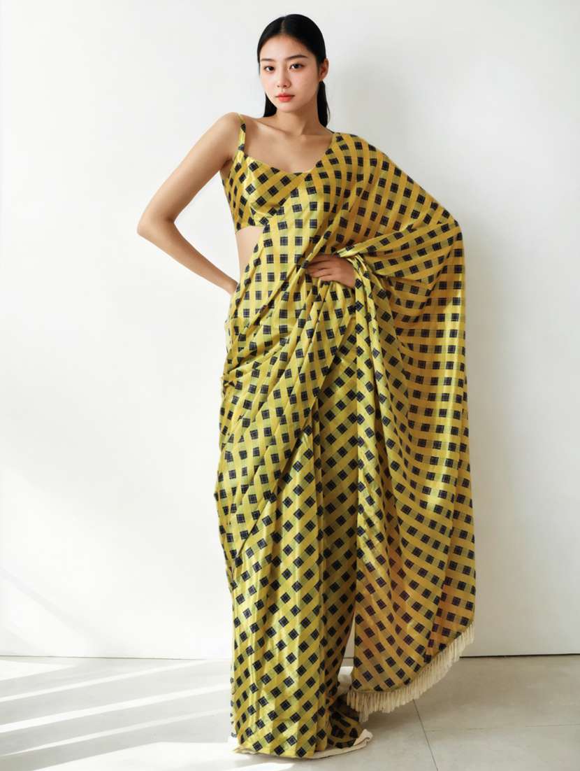 women geometric printed ready to wear saree with blouse - 22074668 - Zoom Image - 0