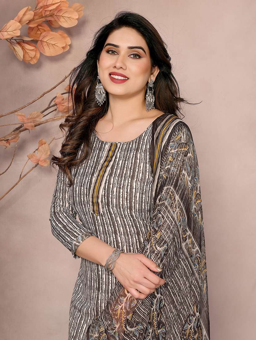 women printed unstitched suit set - 22075585 -  Standard Image - 4