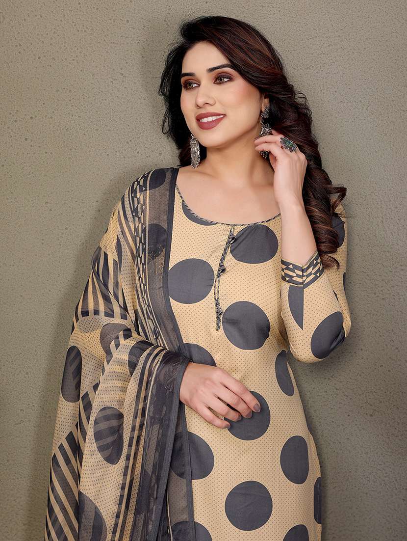 women printed unstitched suit set - 22075594 -  Standard Image - 4