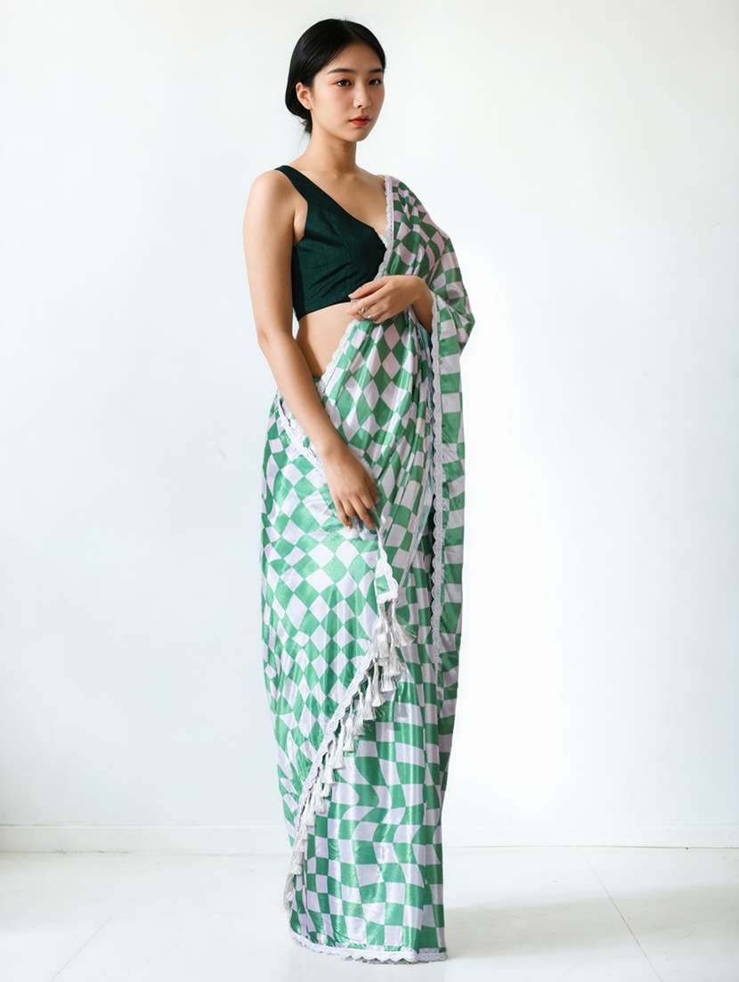 women printed casual wear saree with blouse - 22076033 -  Standard Image - 1