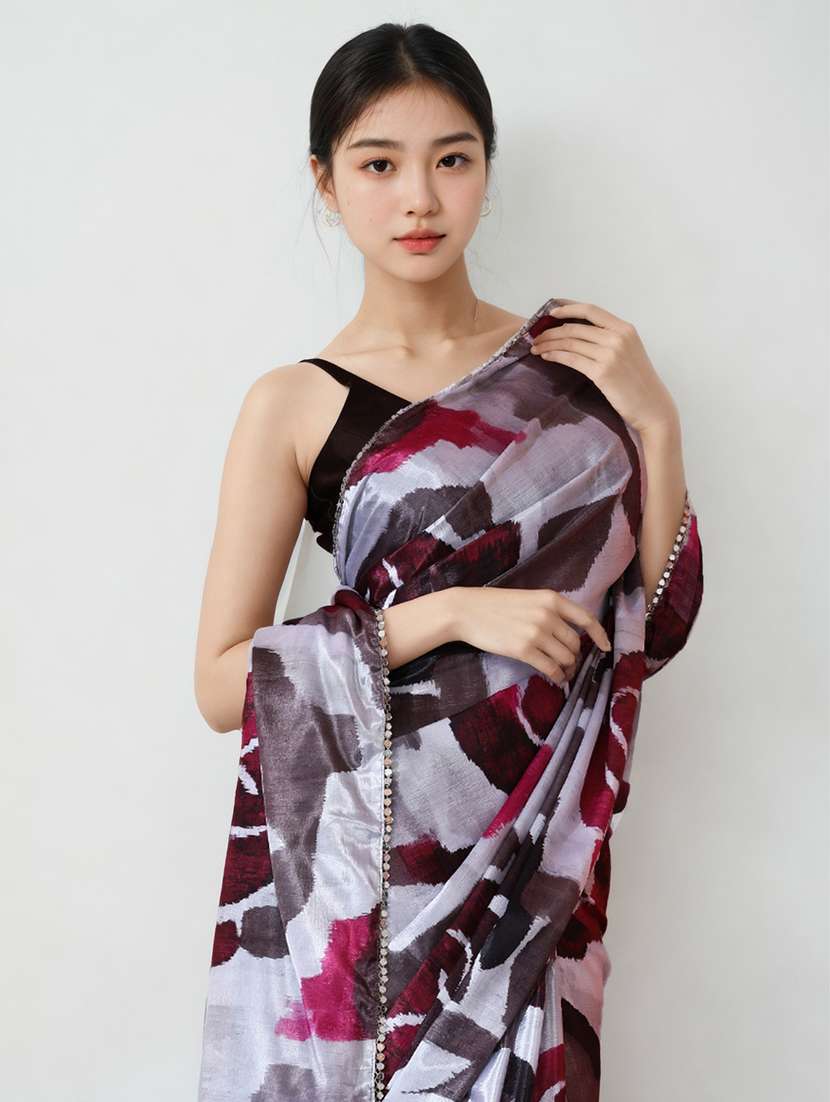 women printed casual wear saree with blouse - 22076059 - Standard Image - 1