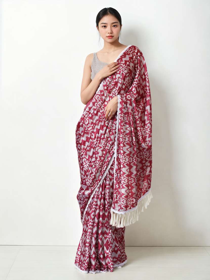 women printed casual wear saree with blouse