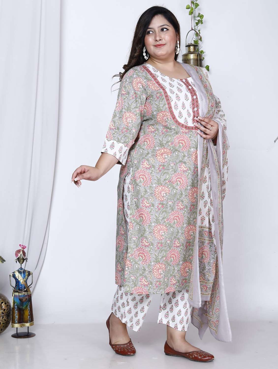 women floral printed three quarter sleeve kurta pant with dupatta set - 22076471 -  Standard Image - 1